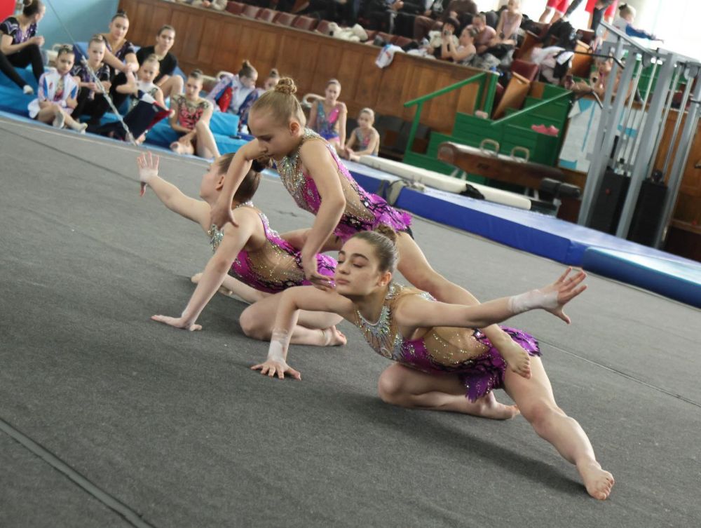 Юрий Мартынов: На выходных в Донецке прошли чемпионат и первенство Республики по спортивной акробатике