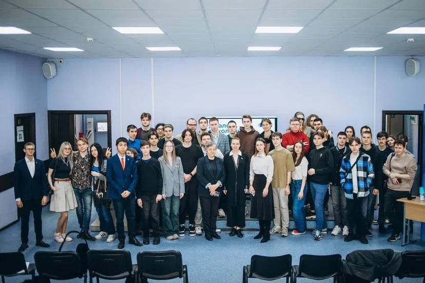 Наталья Никонорова: Сегодня состоялся интересный «Диалог поколений» со студентами факультета политологии ГАУГН!