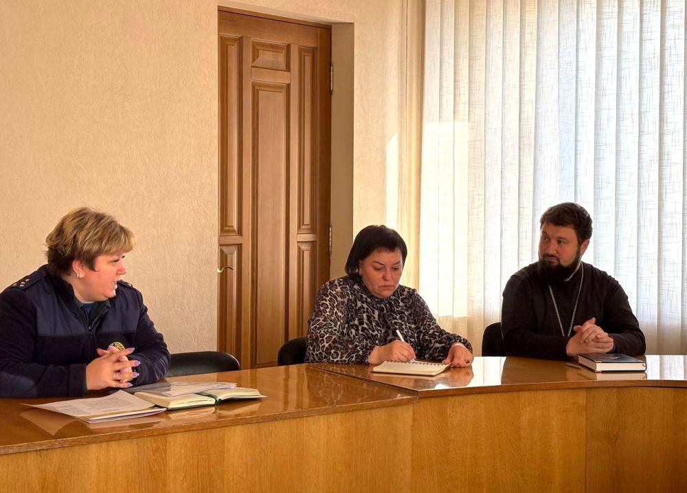 В преддверии Пасхальных праздников в Управе Ленинского внутригородского района