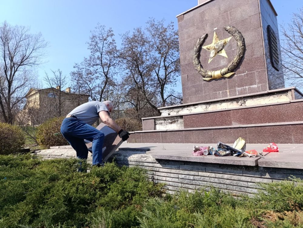 В преддверии 80-летнего юбилея Великой Победы по всей стране проводятся экологические акции по наведению порядка вокруг мемориалов