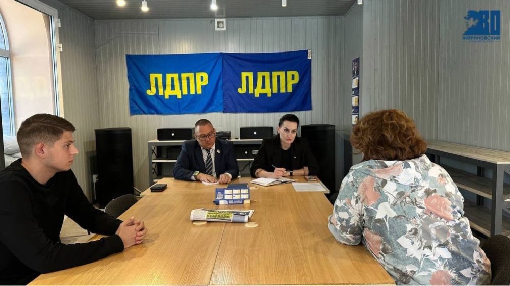 Андрей Крамар провел прием граждан в Донецке