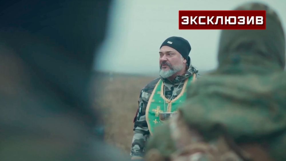 Полковой священник рассказал, как стал медиком и спас руку бойца в Донецке