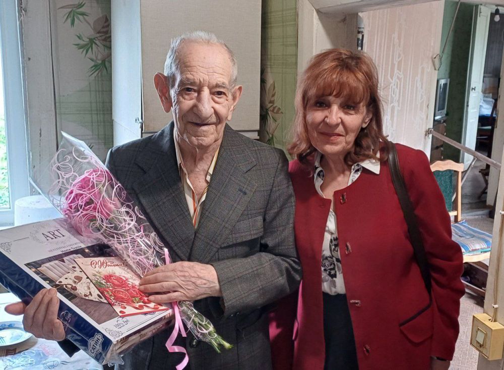 Валентин Левченко: Снгодня свой 95-летний юбилей празднует житель Киевского рацона Пуриц Яков Миронович