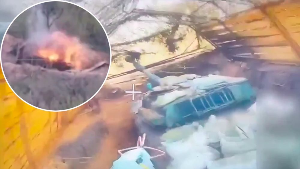 Операторы БПЛА уничтожили склад ГСМ и самоходную артустановку ВСУ в ДНР