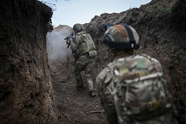 ТАСС: В ДНР двое российских военных отбили атаку группы ВСУ из десяти человек
