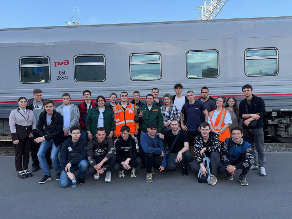 Студенты Донецкого института железнодорожного транспорта проходят практическое обучение в Ростове-на-Дону