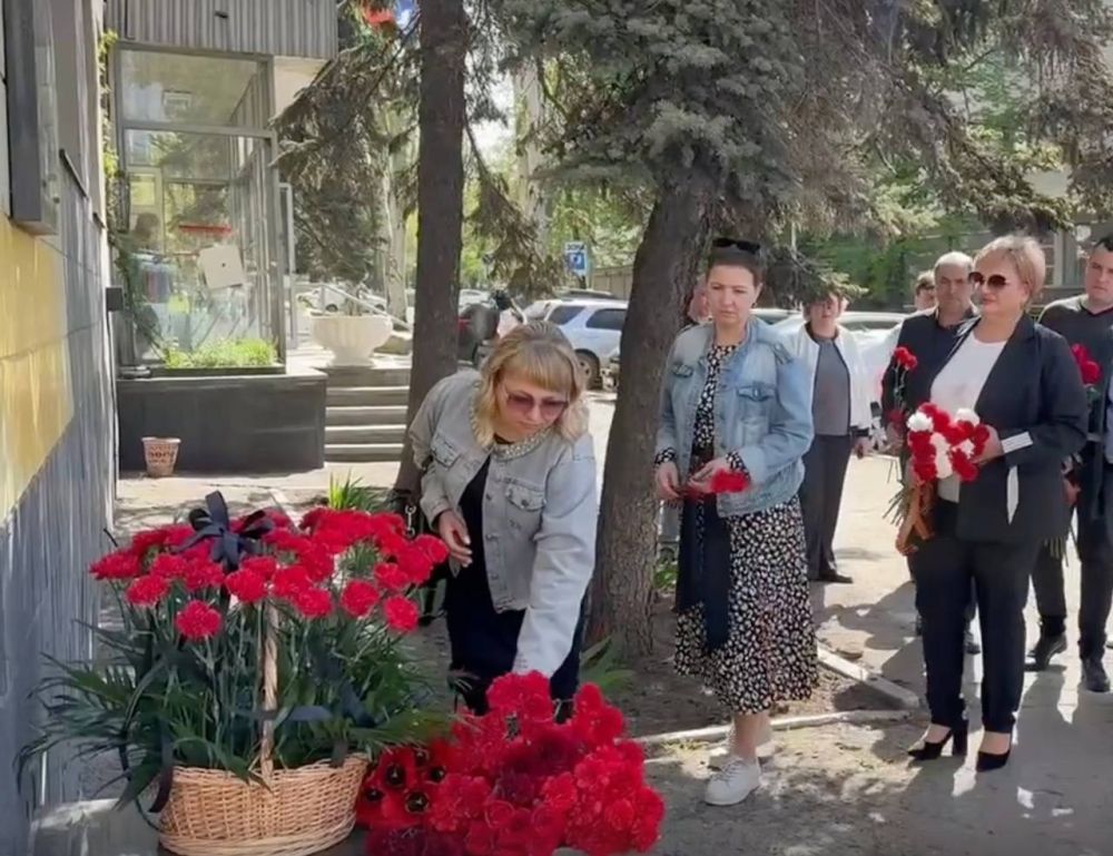 В Донецке почтили память погибших сотрудников ЖКХ