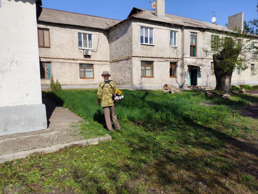 Юрий Будрин: Сегодня, 24 апреля 2025 года , в рамках проекта «Городская среда», реализуемого Всероссийской политической партией Единая Россиясотрудники Управления эксплуатации жилого фонда ООО "Мастеркласс" приняли участие...