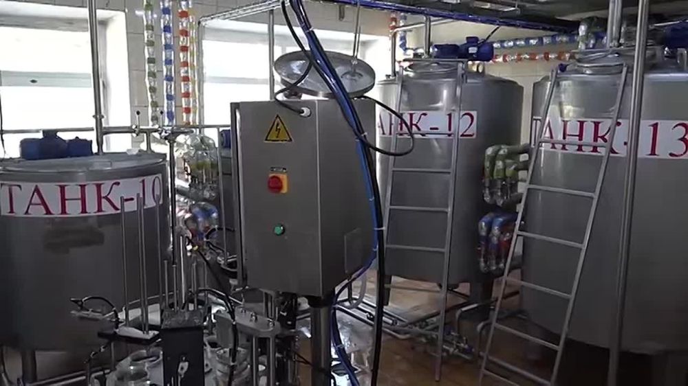 Денис Пушилин: Для того чтобы вернуть все наши школы на очную форму обучения, необходимо обеспечить школьников полноценной горячей едой