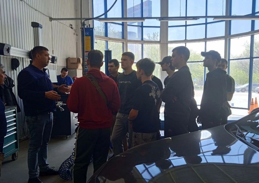 «...Я бы в слесари пошел! Пусть меня научат!»