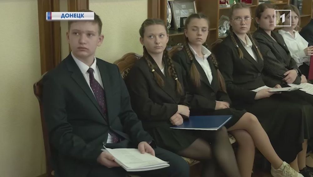 Настоящий инженерный полигон ДНР! Юных техников — финалистов конкурса отметила Лариса Толстыкина