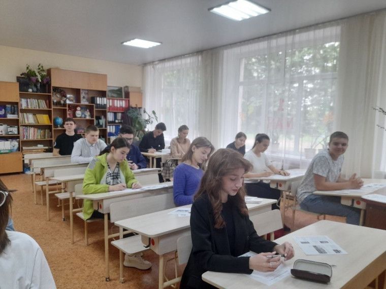 Управа Кировского района Администрации выражает огромную благодарность всем жителям Кировского района города Донецка, за активное участие в Международной исторической акции "Диктант Победы", реализуемой Всероссийской...