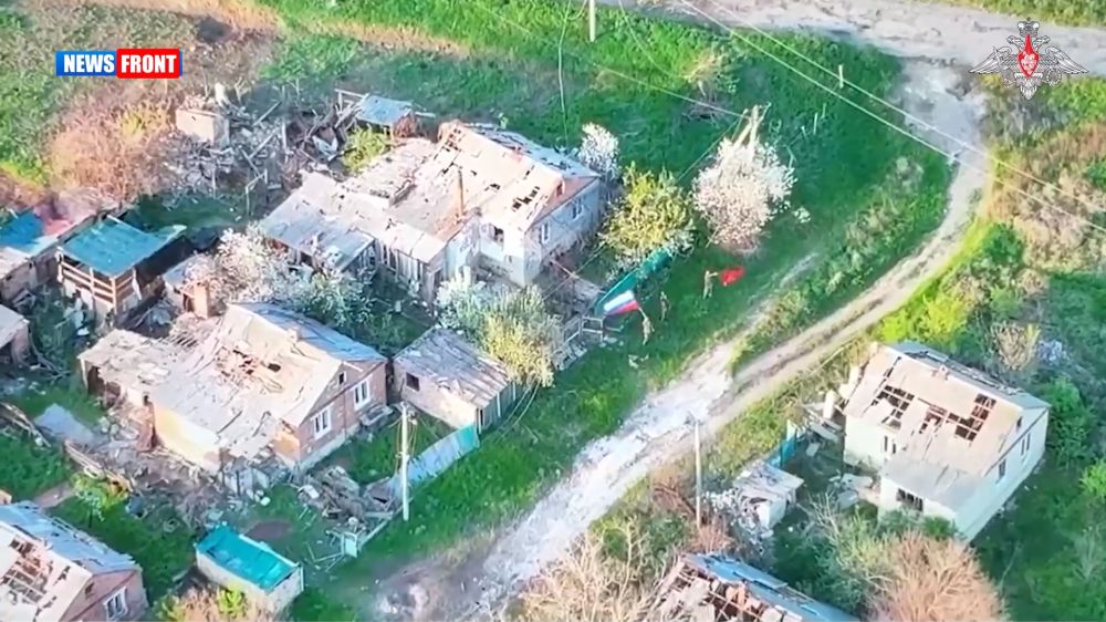 Боец рассказал о поднятии флага в Сухой Балке