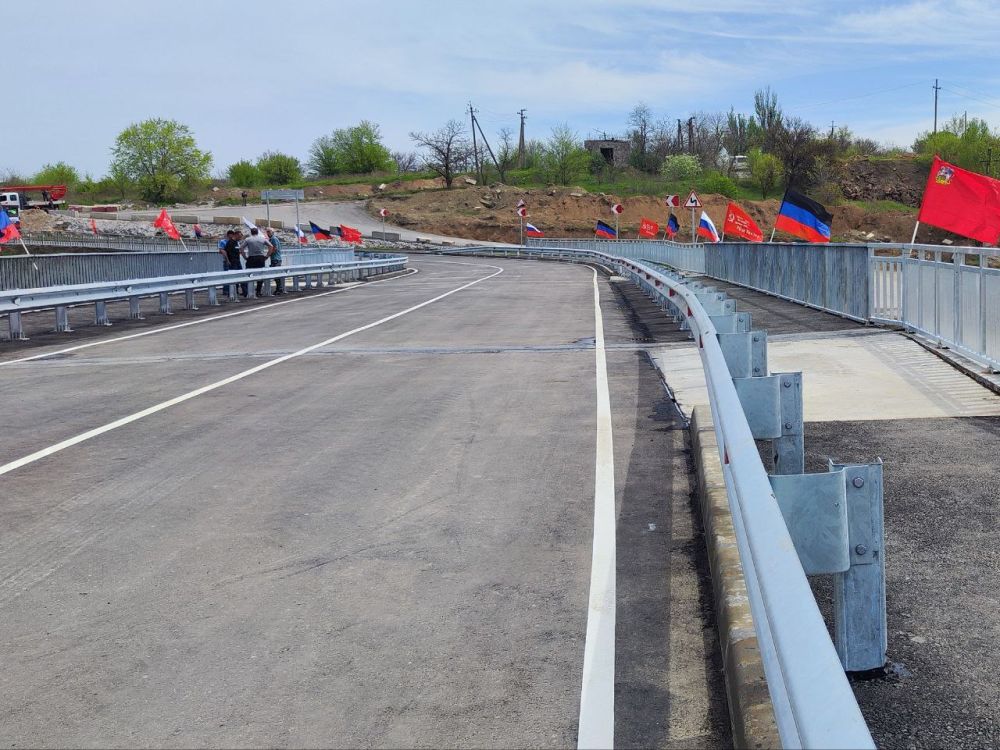 В посёлке Старый Крым открыли движение по двум мостам