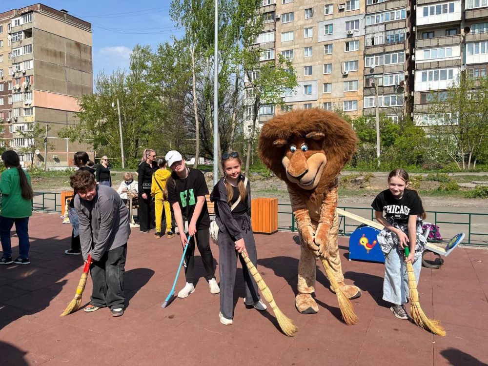 Образовательные организации ДНР приняли участие во Всероссийском субботнике