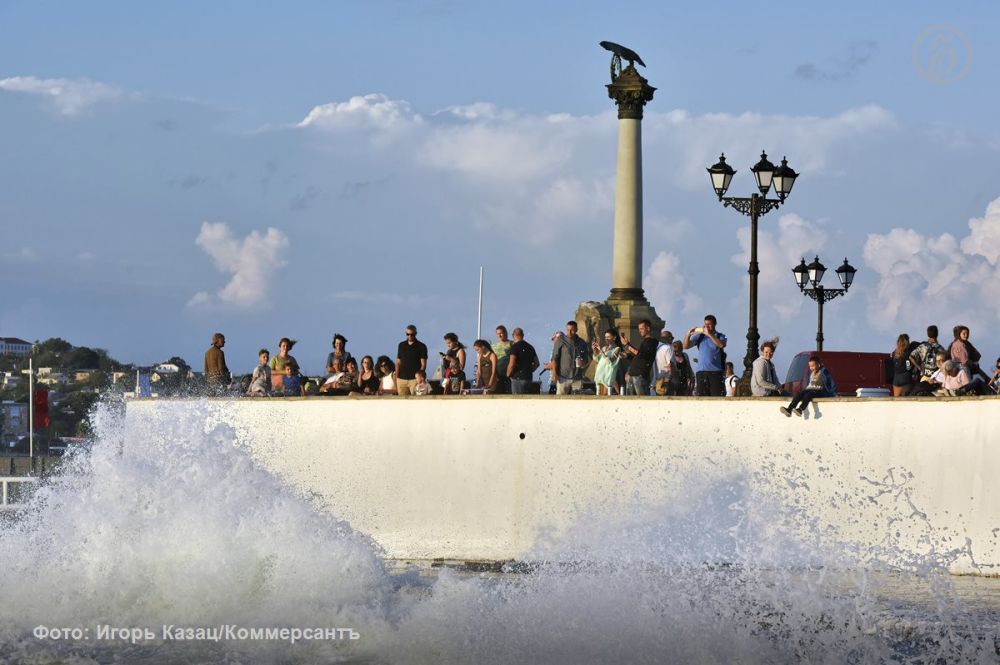 Президент США Дональд Трамп прямо дал понять, что у международного сообщества нет другого выбора, кроме как признать Крым российским