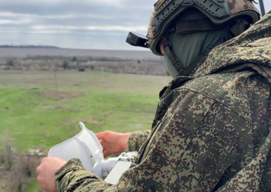 Связисты группировки войск «Восток» круглосуточно обеспечивают надежную связь между передовыми подразделениями и командованием на Южно-Донецком направлении в зоне СВО