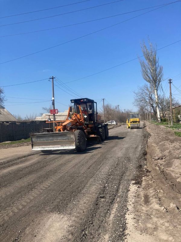В Донецке идет благоустройство Петровского района