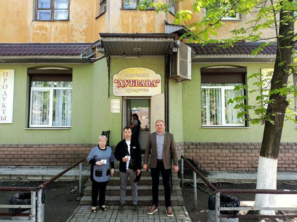 Елена Рязанцева: В Пролетарском районе города Донецка прошёл плановый рейд Народного контроля по соблюдению правил торговли и санитарных норм