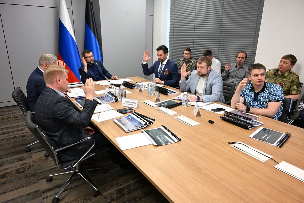 На заседании Инвестиционного комитета под председательством Дениса Пушилина поддержано 10 инвестпроектов