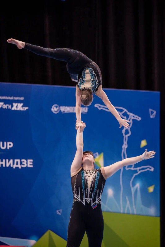 Команда Донецкой Народной Республики приняла участие в Международном турнире по спортивной акробатике «Кубок ЗТ СССР Владимира Гургенидзе», где участвовали 370 спортсменов из 7 стран!