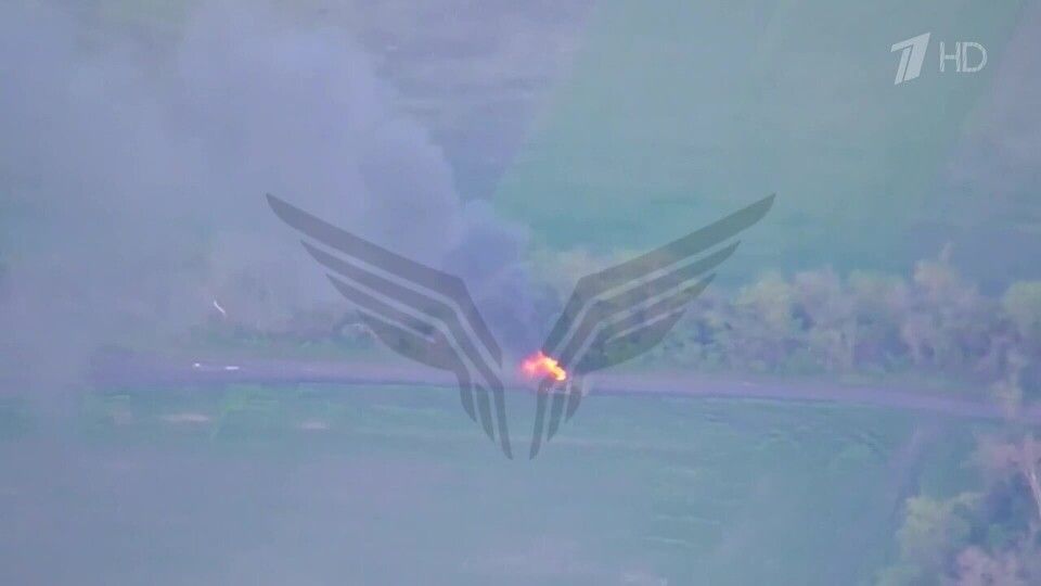 Российские военные впервые уничтожили РСЗО HIMARS с помощью дронов: видео