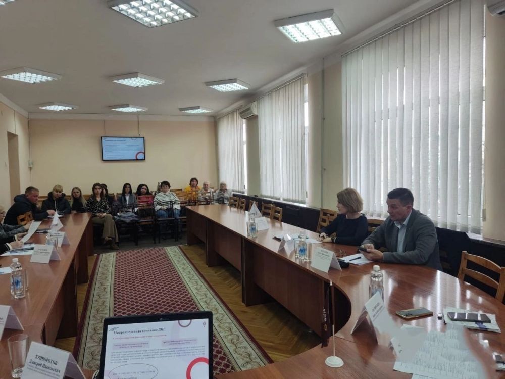 Государственный инспектор труда Шатковская Юлия Александровна приняла участие в Совещании по вопросам предупреждения нарушений в сфере малого и среднего предпринимательства, проводимого Автономной некоммерческой организацией...