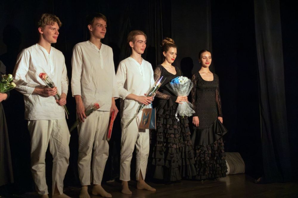 Выпускники академии имени Прокофьева подготовили спектакль-размышление о войне