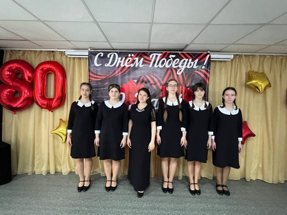 Елена Рязанцева: В Центре детского и юношеского творчества Пролетарского района города Донецка состоялся праздник Победы, праздник Мира, праздник Памяти