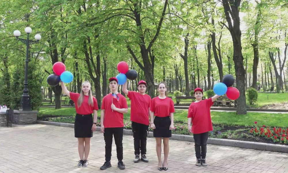 Алексей Кулемзин: С Днём Республики!