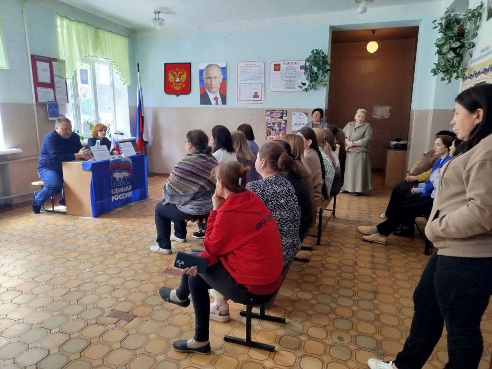 Валентин Левченко: Совместно с депутатом Донецкого городского совета Татьяной Шаповал провел встречу в трудовом коллективе