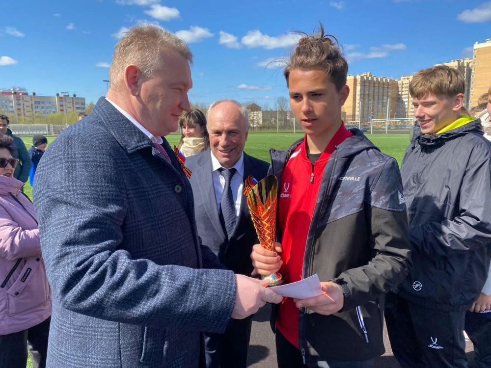 Спортсмены из донецкого клуба «Авангард» поучаствовали в финале межмуниципального турнира среди игроков 2010 года рождения и заняли 3 место, победив ФК «Надежду» со счетом 5:1