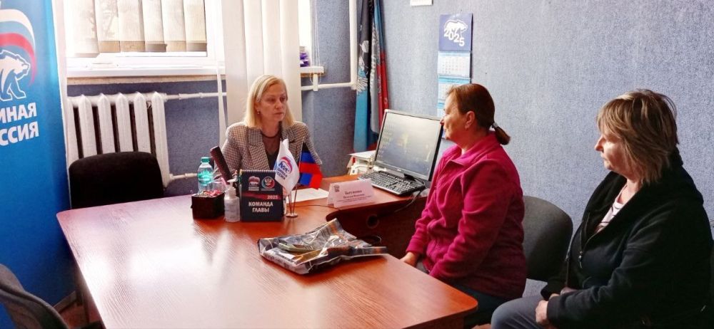 Наталья Бегуненко: В пятницу, 16 мая, в общественной приёмной партии «Единая Россия» Петровского района г. Донецка состоялся приём граждан