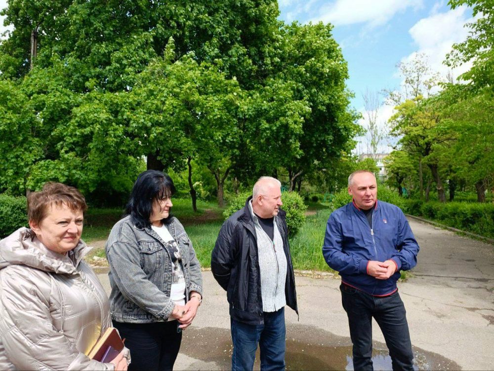 Михаил Меренков: Сегодня состоялась встреча с трудовым коллективом ГБОУ «Школа № 118 г.о. Донецк» и жителями района