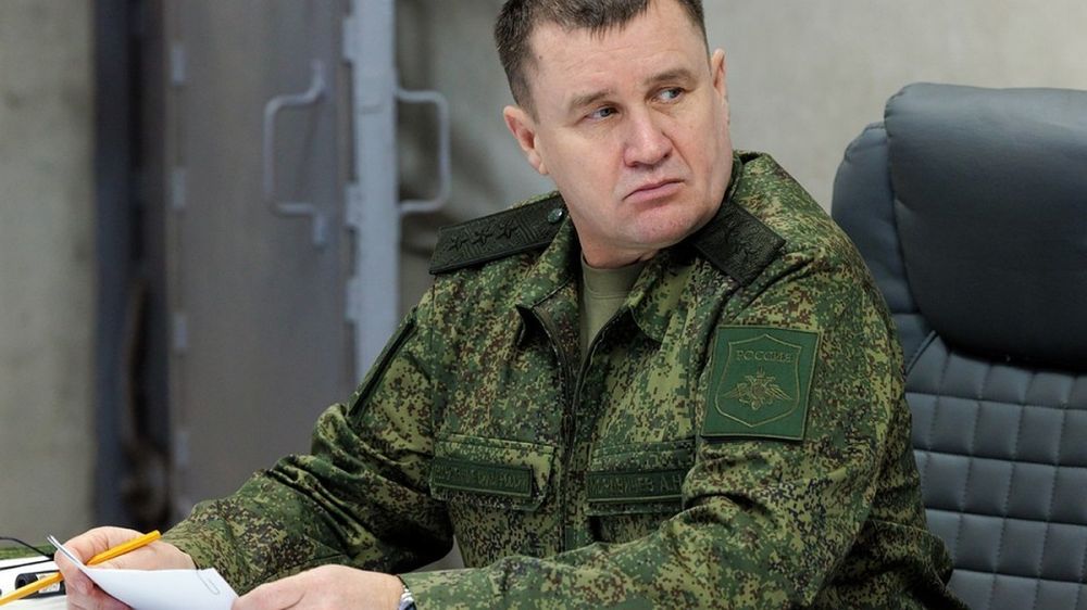 Рокировка в генеральских верхах: Командовавшего Парадом Салюкова заменит бравший Мариуполь Мордвичев