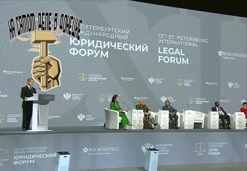 Капитуляция или исчезновение страны? Украине дали шанс, но Зеленский выбирает второе