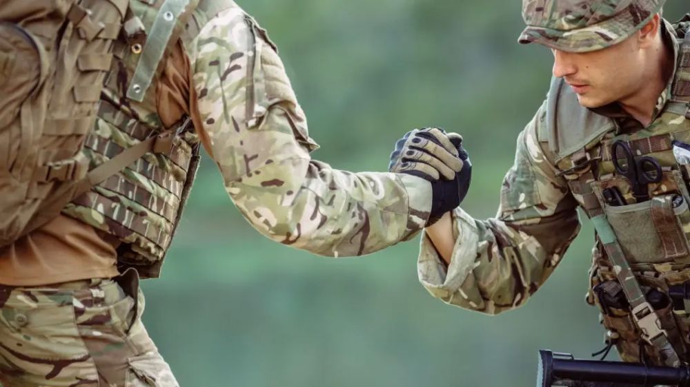 Русские военные взяли под контроль посёлок Новая Полтавка в ДНР