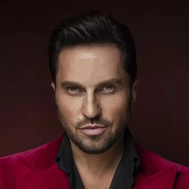 Александр Ревва, родившийся в Донецке, получил российское гражданство — РИА Новости