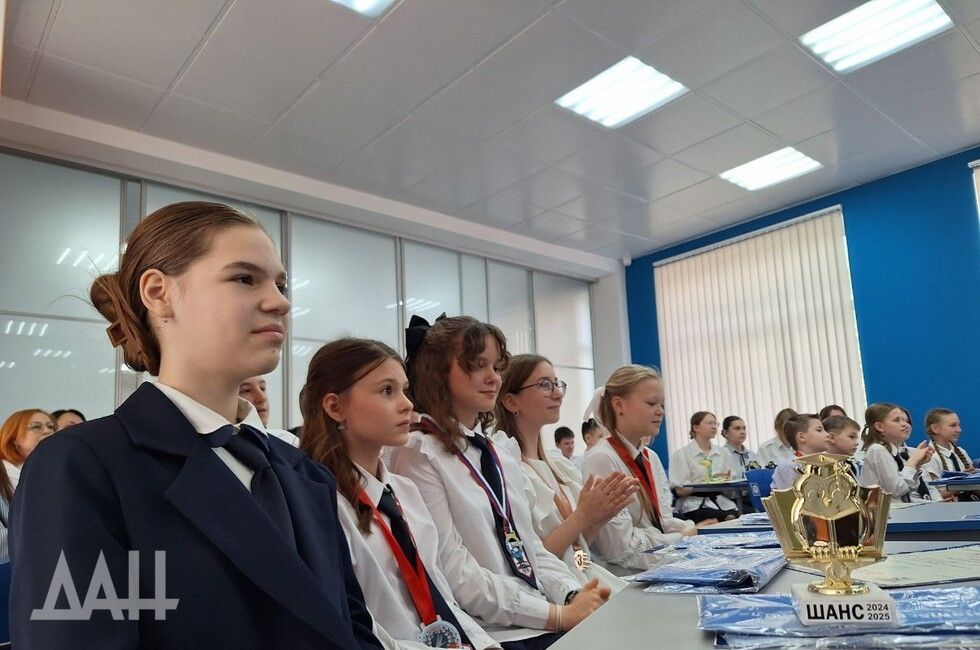 Не только о науке: в Донецке открылся первый атомкласс по проекту «Росатома»