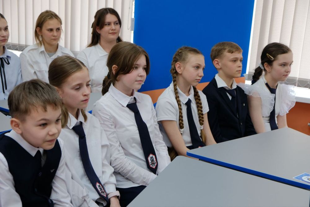 Уважаемые коллеги, дорогие ученики и гости!