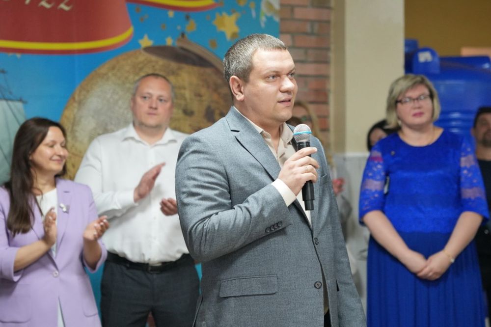 Олег Трофимов: И никогда не повторится наш школьный вальс, прощальный вальс!