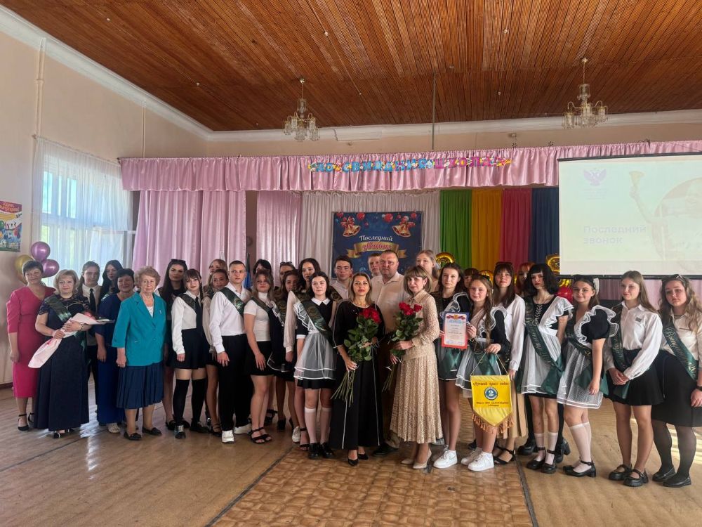 Юрий Будрин: Сегодня, 24 мая 2025 года, в школах Кировского района города Донецка прошло торжественное мероприятие - Последний звонок!