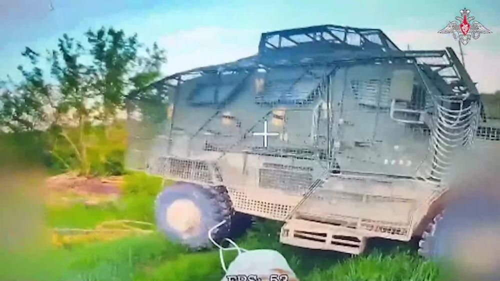 Армия России уничтожает НАТОвскую технику, поддерживая наступление на Южно-Донецком направлении