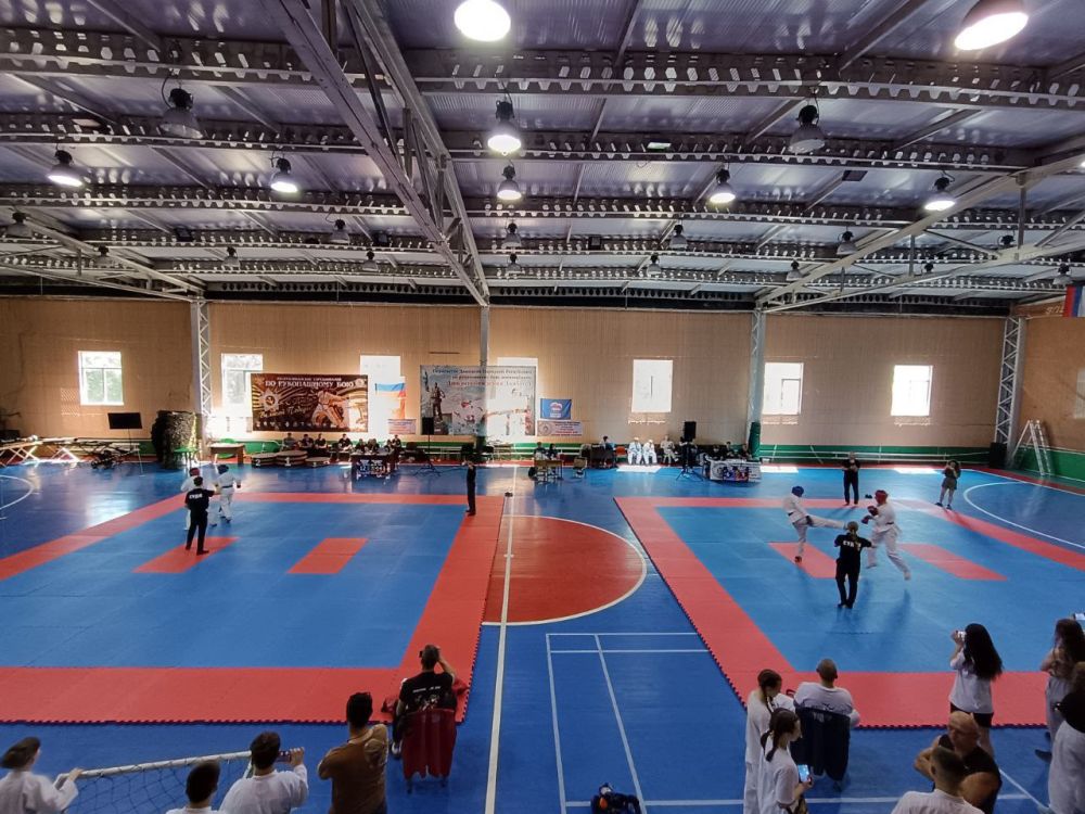  24  25           ,  80-      