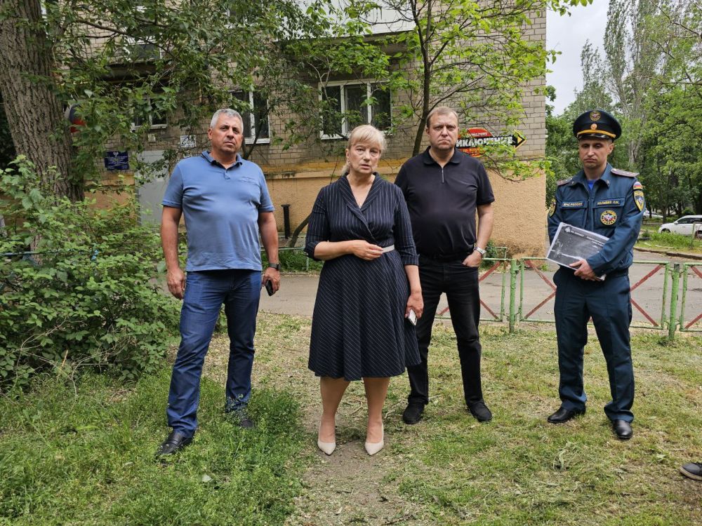 Встреча с населением на подведомственной территории