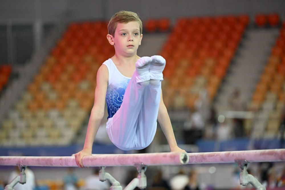 Юрий Мартынов: Юные гимнасты из Донецкой Народной Республики с гордостью представляют наш регион на Всероссийском фестивале «Лига гимнастики 2025», который проходит в Сириусе