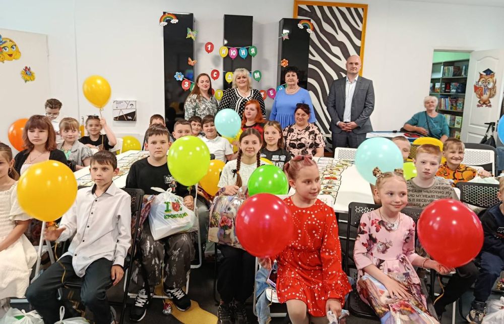В Советском внутригородском районе городского округа Макеевка поздравили детей льготной категории с Международным днем защиты детей