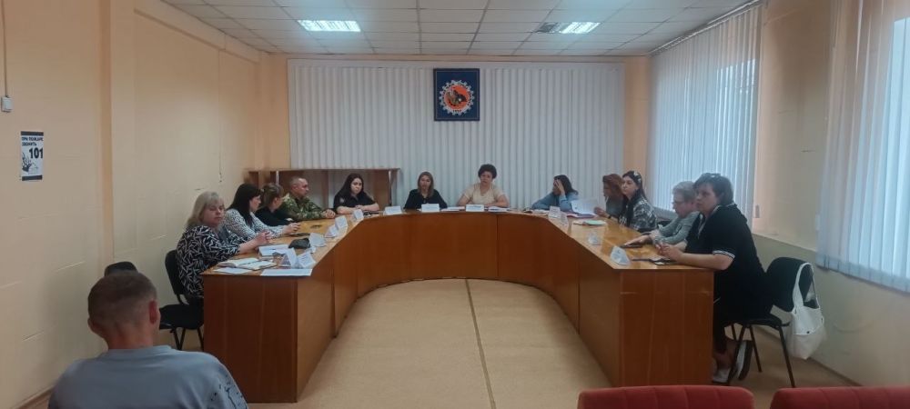 Юрий Будрин: Заседание Комиссии по делам несовершеннолетних и защите их прав