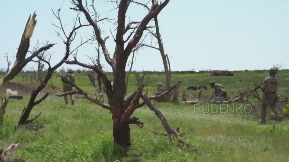 Андрей Руденко: Штурмовики группировки «Восток» захватили опорный пункт ВСУ на Южно-Донецком направлении