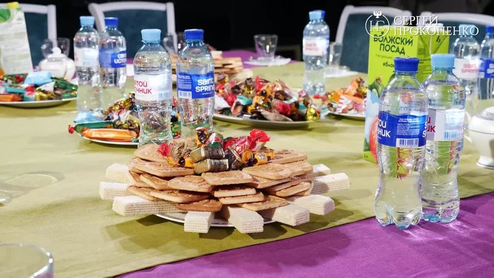 «Дерево держится корнями, а человек — семьёй»